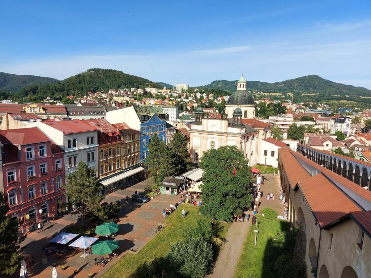 Apartments Rose Garden Decin Bagian luar foto
